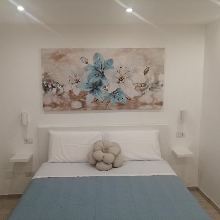 La Casa Dei Nonni Hotel Bari Ngoại thất bức ảnh